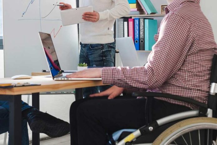 Angajare persoane cu handicap
